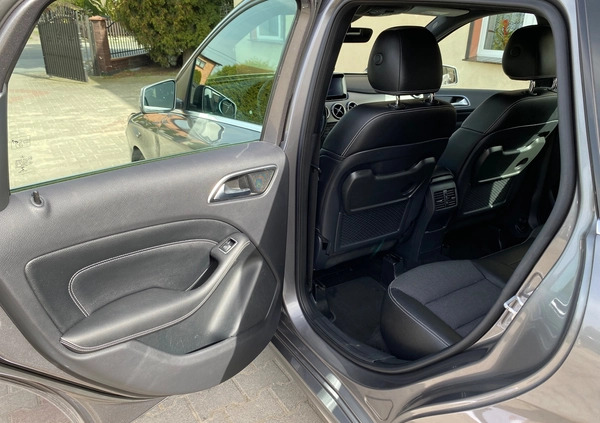 Mercedes-Benz Klasa B cena 43900 przebieg: 108000, rok produkcji 2015 z Pleszew małe 301